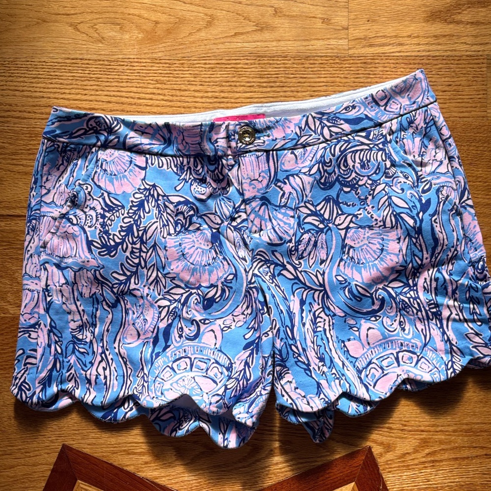 Lilly Pulitzer Callahan  Shorts- size 12